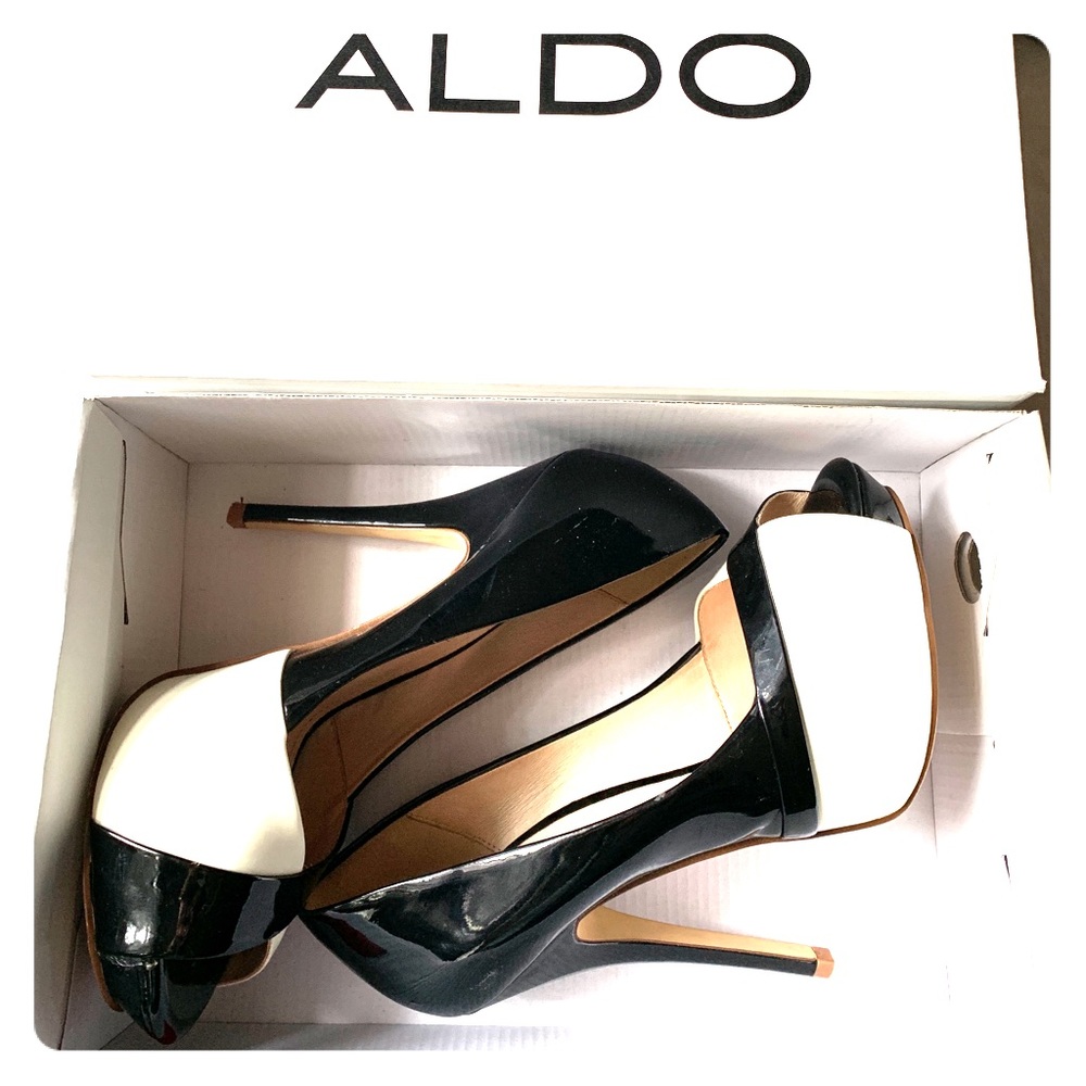 ALDO black/white pumps